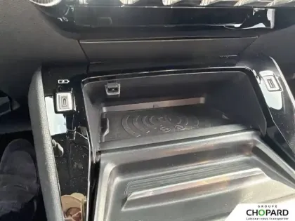 Photo 17 Peugeot 208 Gén. II Ph1 NG GT 5