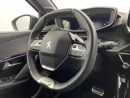 Photo 29 Peugeot 208  Electrique 50 kWh 136ch