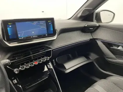Photo 24 Peugeot 208  Electrique 50 kWh 136ch