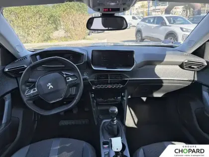 Photo 14 Peugeot 2008  PureTech 100 S&S BVM6