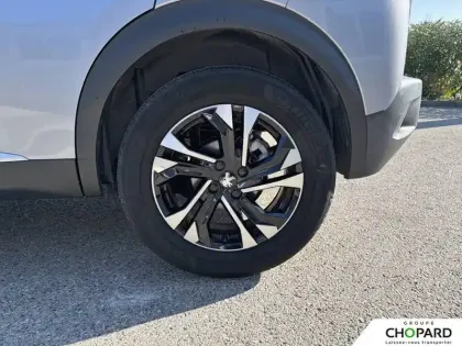 Photo 11 Peugeot 2008  PureTech 100 S&S BVM6