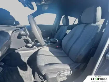 Photo 10 Peugeot 2008  Hybrid 145 e-DCS6