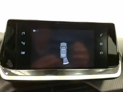 Photo 26 Peugeot 2008  PureTech 100 S&S BVM6