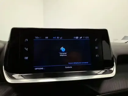 Photo 22 Peugeot 2008  PureTech 100 S&S BVM6