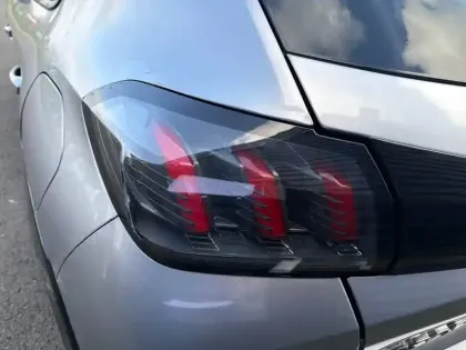 Photo 16 Peugeot 208  Electrique 50 kWh 136ch