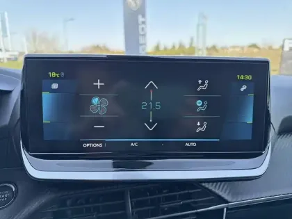 Photo 20 Peugeot 2008  Electrique 136 ch