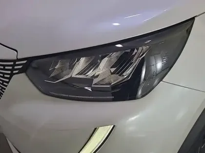 Photo 38 Peugeot 2008  Electrique 136 ch