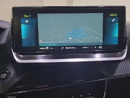 Photo 41 Peugeot 2008  Electrique 136 ch