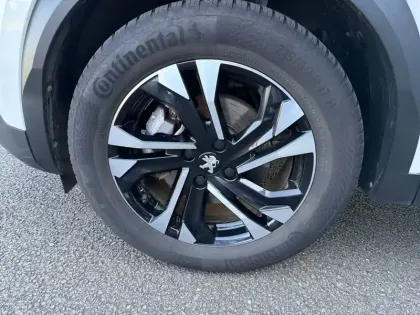 Photo 12 Peugeot 2008  Electrique 136 ch