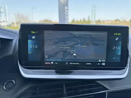 Photo 18 Peugeot 2008  Electrique 136 ch