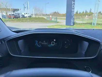 Photo 9 Peugeot 2008  Electrique 136 ch