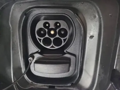 Photo 55 Peugeot 2008  Electrique 136 ch