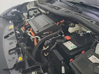 Photo 37 Peugeot 2008  Electrique 136 ch