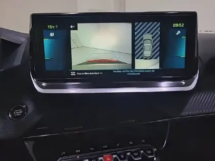 Photo 42 Peugeot 2008  Electrique 136 ch