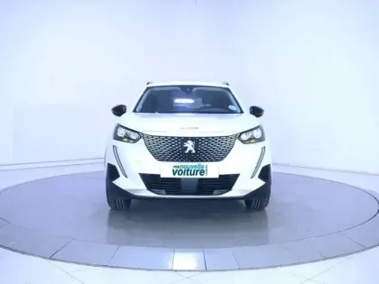 Photo 24 Peugeot 2008  Electrique 136 ch