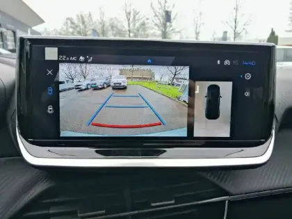 Photo 14 Peugeot 2008  Hybrid 110 e-DCS6