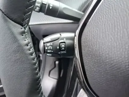 Photo 17 Peugeot 2008  Hybrid 110 e-DCS6