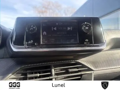 Photo 14 Peugeot 208  PureTech 75 S&S BVM5