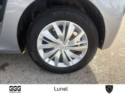 Photo 10 Peugeot 208  PureTech 75 S&S BVM5