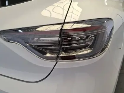 Photo 31 Renault Clio  SOCIETE BLUE DCI 100 hc GSR2