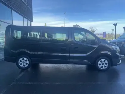 Photo 66 Renault Trafic  Blue dCi 150