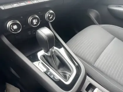 Photo 31 Renault Arkana  mild hybrid 140 EDC FAP - 22