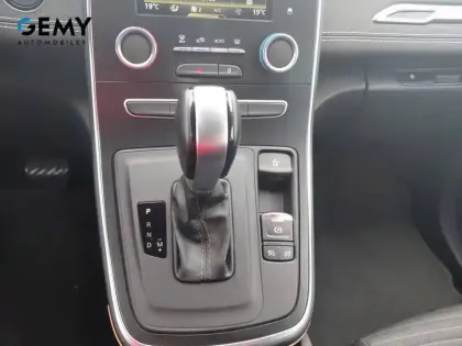 Photo 12 Renault Scenic  TCe 140 Energy EDC