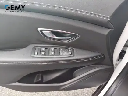 Photo 13 Renault Scenic  TCe 140 Energy EDC