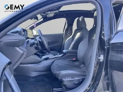 Photo 8 Peugeot 208  PureTech 130 S&S EAT8