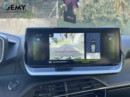 Photo 16 Peugeot 208  PureTech 130 S&S EAT8