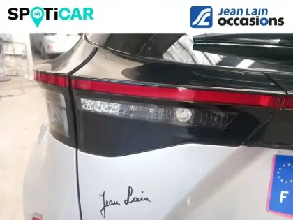 Photo 16 Toyota Yaris  Cross Hybride 116h 2WD