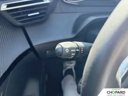 Photo 17 Peugeot 208  PureTech 75 S&S BVM5