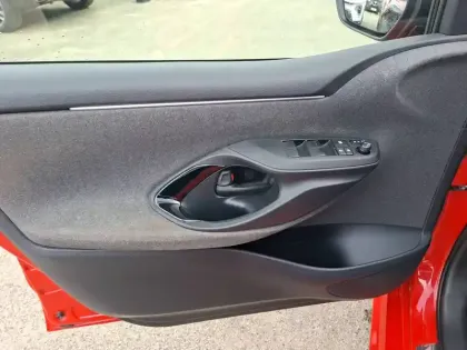 Photo 20 Toyota Yaris  Hybride 116h