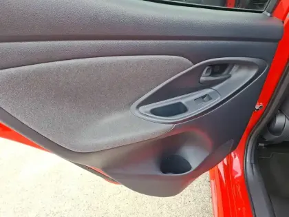 Photo 19 Toyota Yaris  Hybride 116h