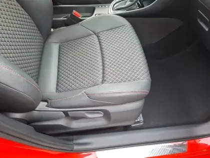 Photo 23 Toyota Yaris  Hybride 116h