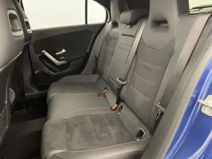 Photo 15 Mercedes Classe A  250 e Hybrid EQ 8G-DCT