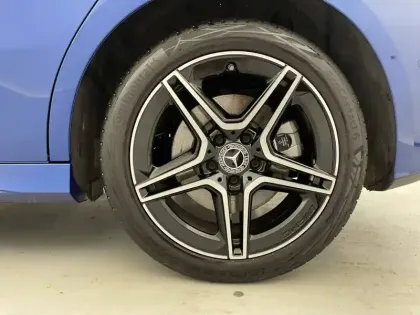 Photo 12 Mercedes Classe A  250 e Hybrid EQ 8G-DCT