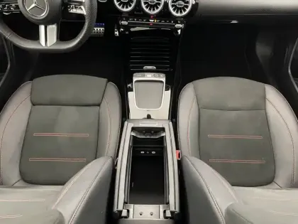 Photo 25 Mercedes Classe A  250 e Hybrid EQ 8G-DCT