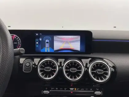 Photo 33 Mercedes Classe A  250 e Hybrid EQ 8G-DCT