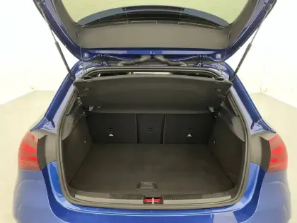 Photo 13 Mercedes Classe A  250 e Hybrid EQ 8G-DCT