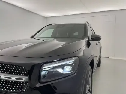 Photo 30 Mercedes GLB  200 d 8G-DCT