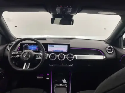 Photo 28 Mercedes GLB  200 d 8G-DCT