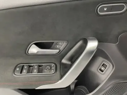 Photo 27 Mercedes Classe A  250 e Hybrid EQ