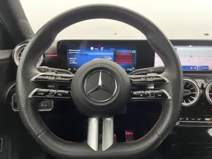 Photo 22 Mercedes Classe A  250 e Hybrid EQ