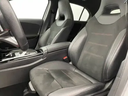 Photo 14 Mercedes Classe A  250 e Hybrid EQ