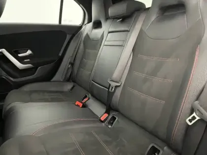 Photo 15 Mercedes Classe A  250 e Hybrid EQ