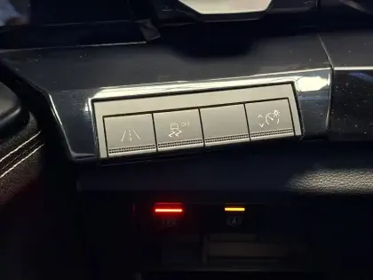 Photo 36 Renault Austral  E-Tech hybrid 200