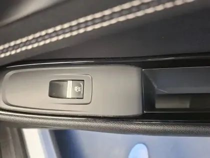 Photo 32 Renault Austral  E-Tech hybrid 200