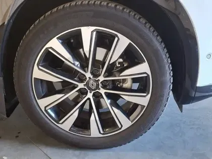 Photo 8 Renault Austral  E-Tech hybrid 200