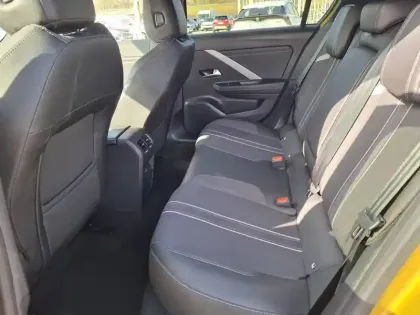 Photo 18 Opel Astra  Electrique 156 ch & Batterie 54 kWh